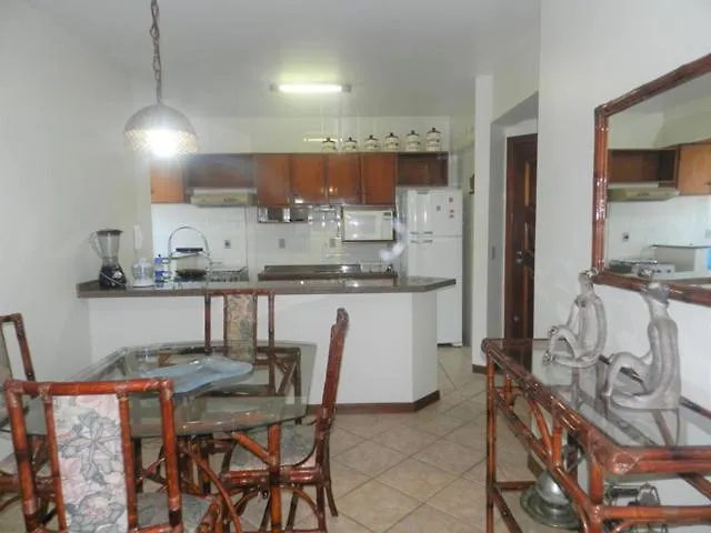 Edificio Veleiros Do Sul Hotel Bombinhas 0*,  Brazil